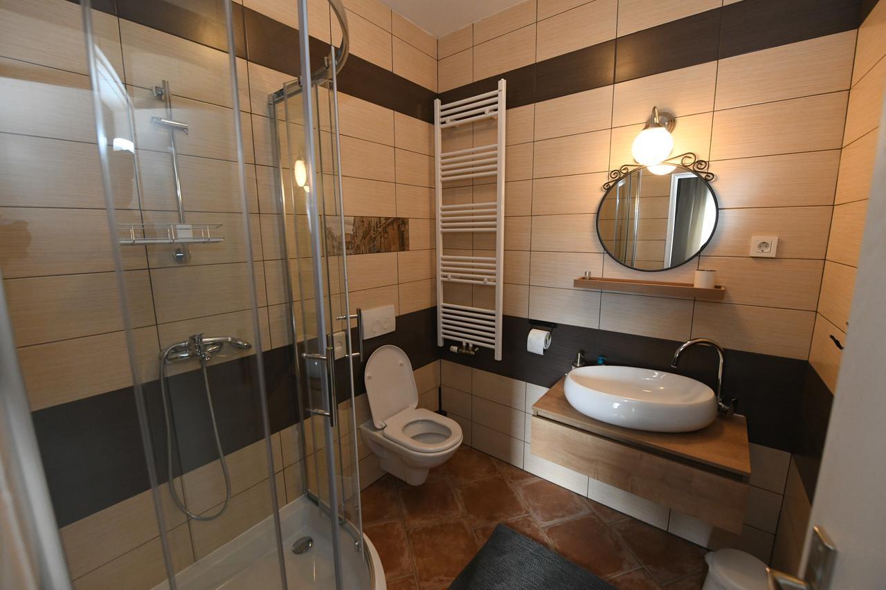 Hrvatski Leskovac Klet Cinkus Bed & Breakfast エクステリア 写真
