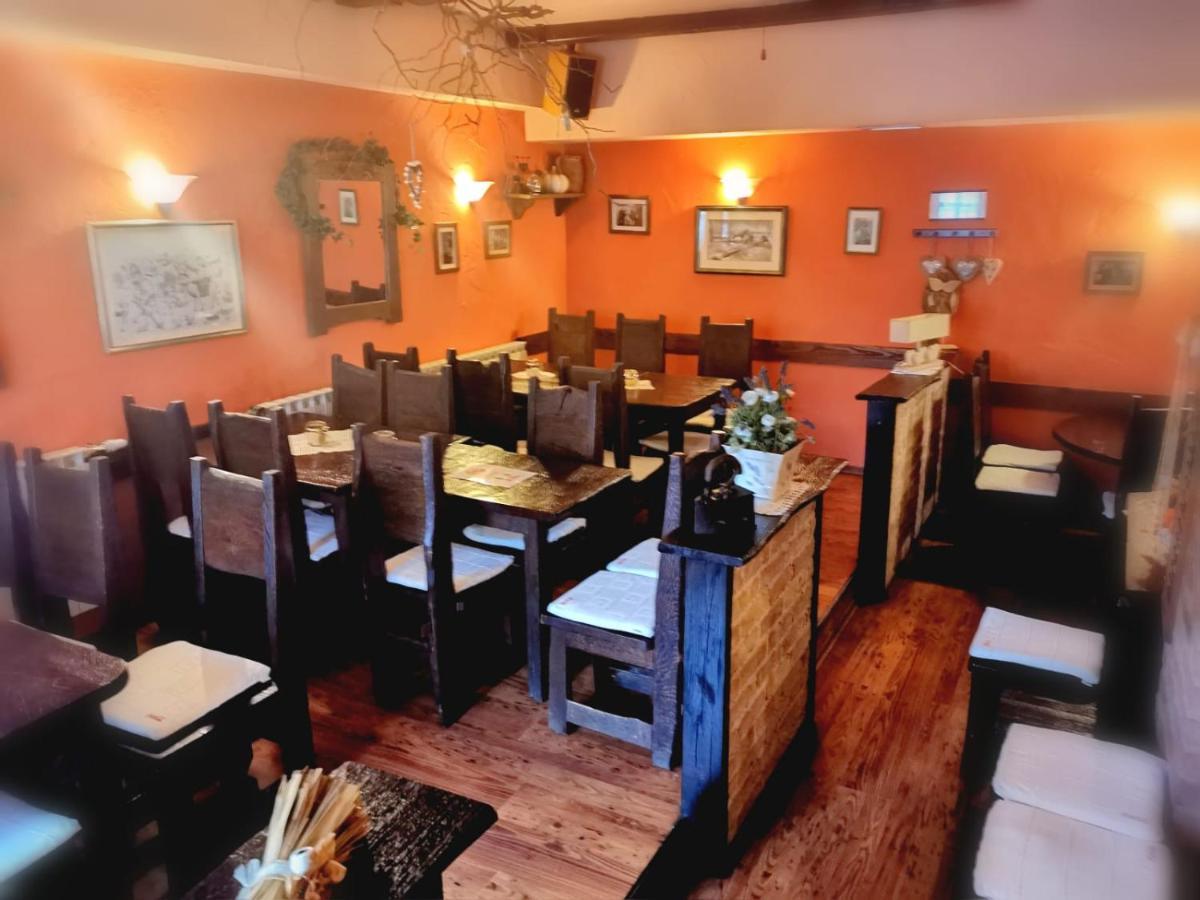 Hrvatski Leskovac Klet Cinkus Bed & Breakfast エクステリア 写真